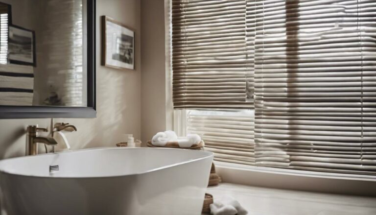 15 Best Bathroom Blinds to Enhance Your Privacy and Style - StrongMocha